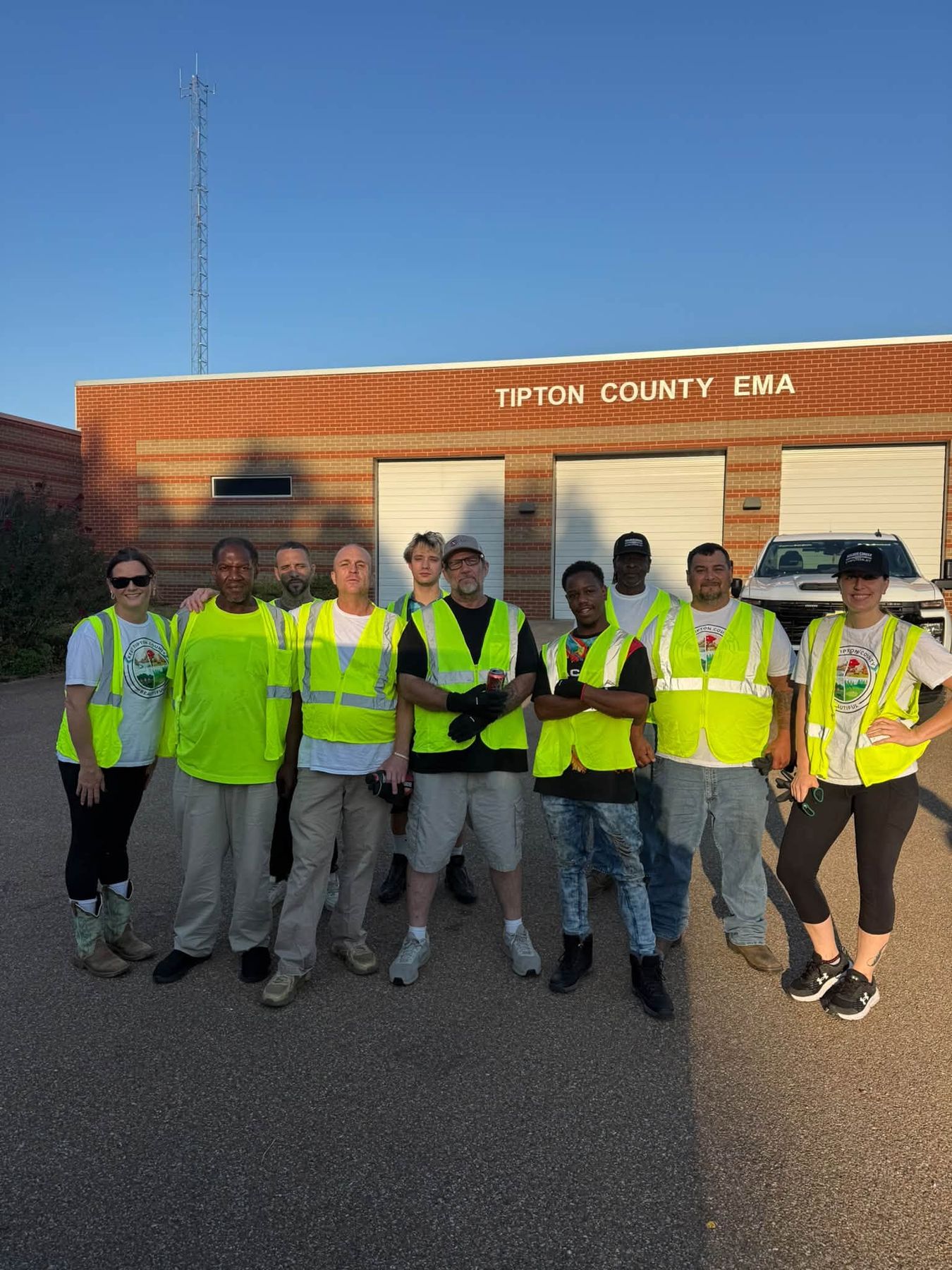 Volunteers at the Highway 51 litter cleanup